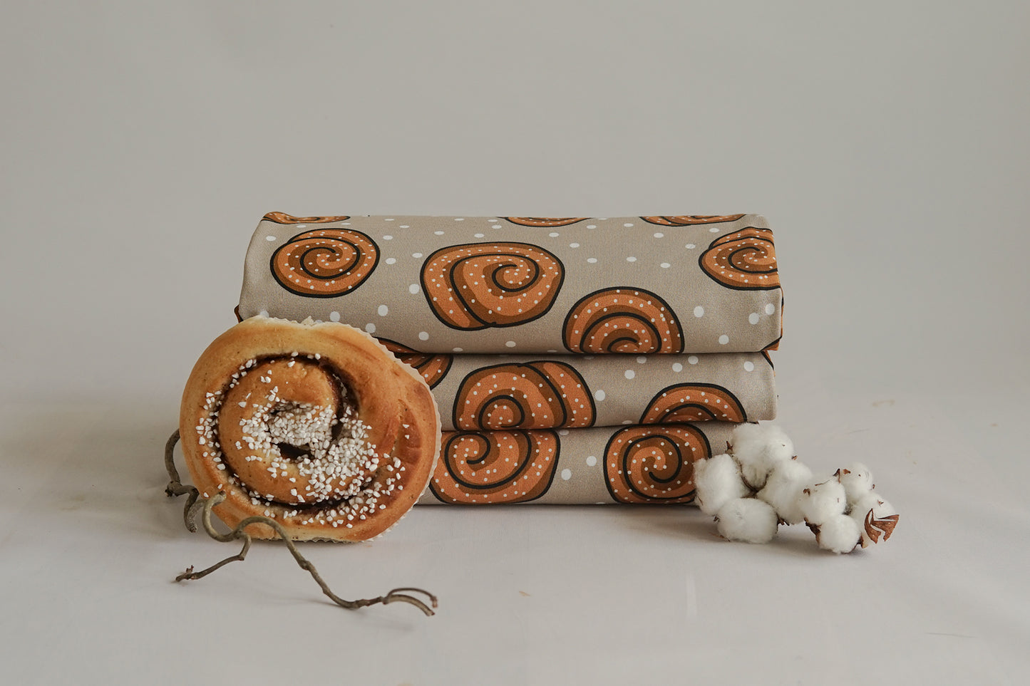 CINNAMONBUNS - CAPPUCCINO