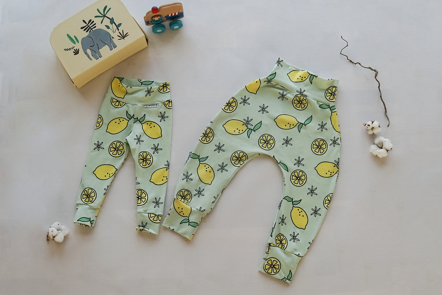 LEMONS - LIGHT GREEN