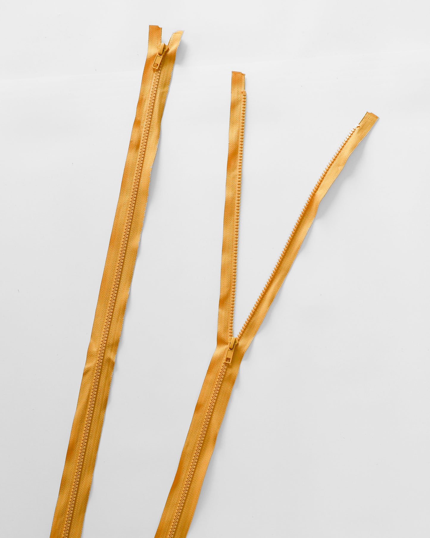 Zipper (Separating)