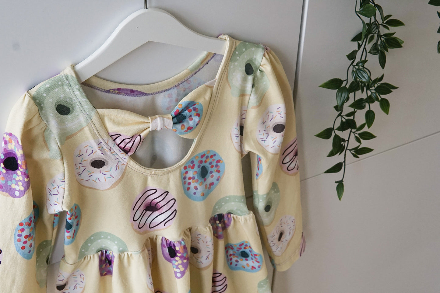 DONUTS - LIGHT YELLOW