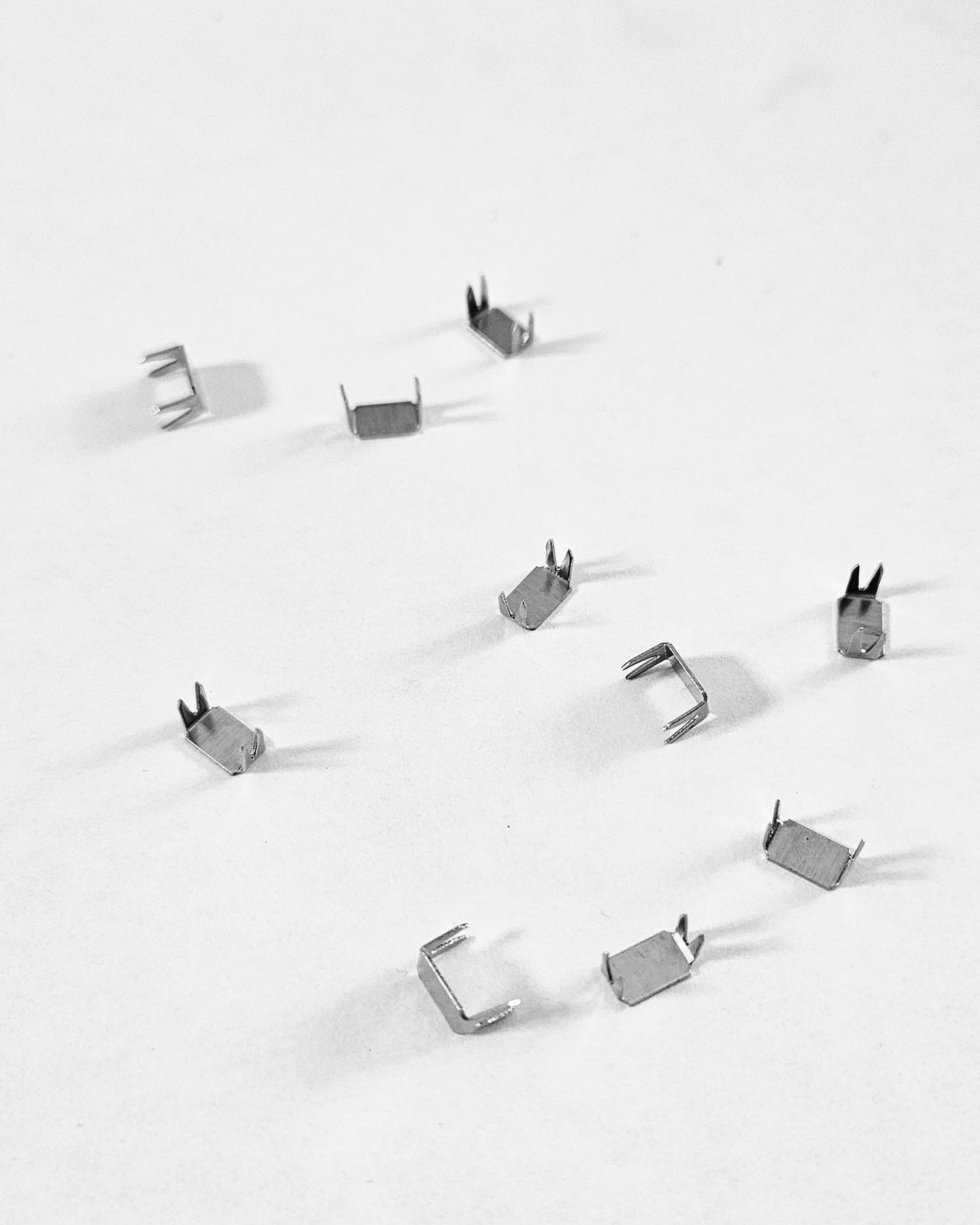 Zipper Stops – Bottom Stops for Zippers (10 pcs)