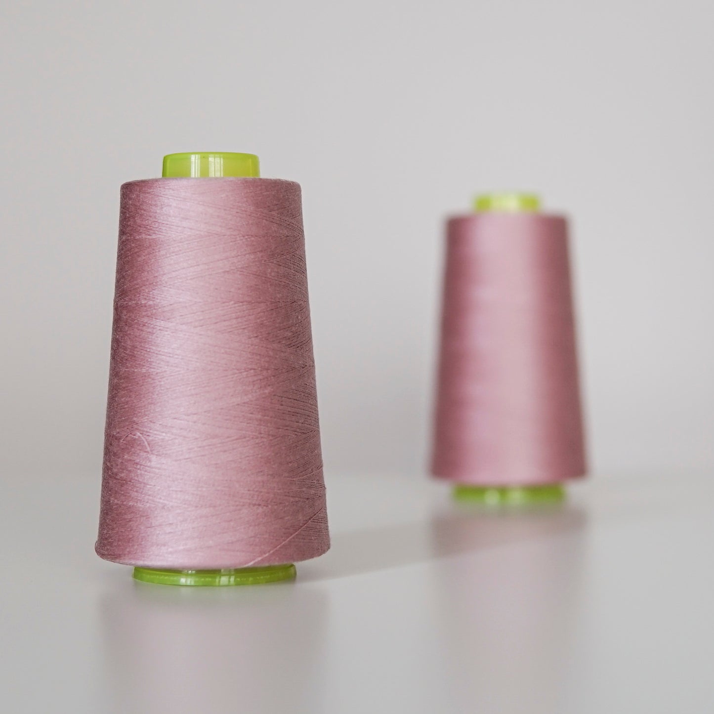 Overlocktråd - 2700m