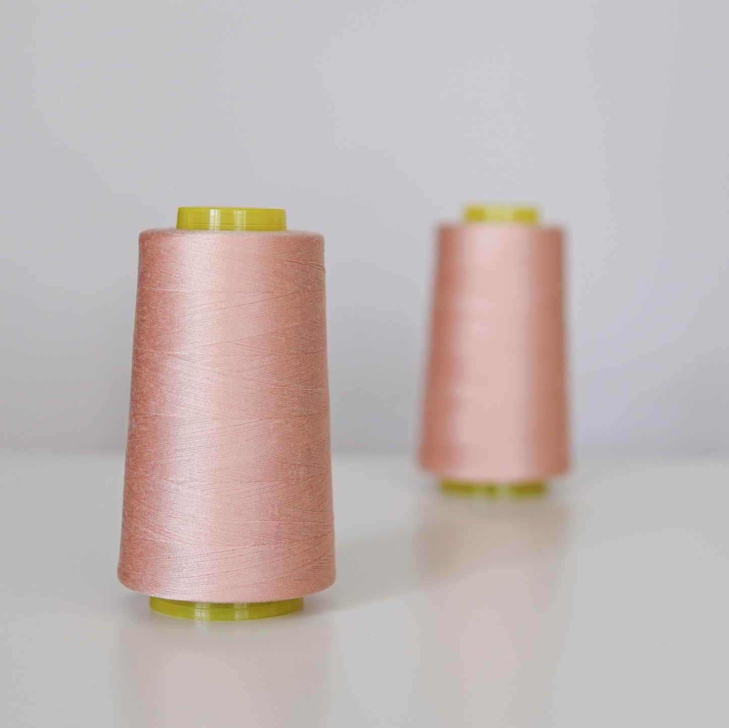 Overlocktråd - 2700m