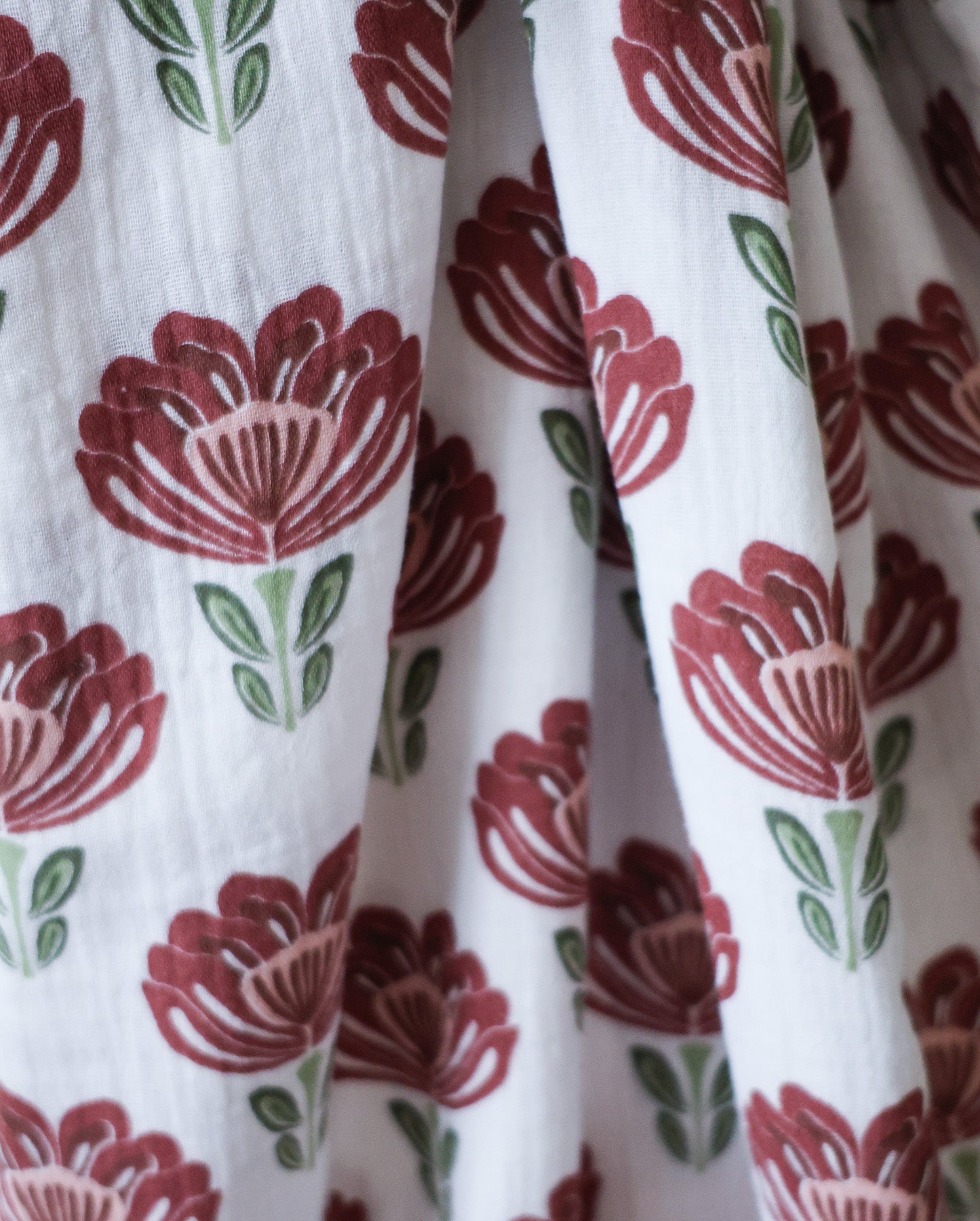 FOLK TULIP – WHITE
