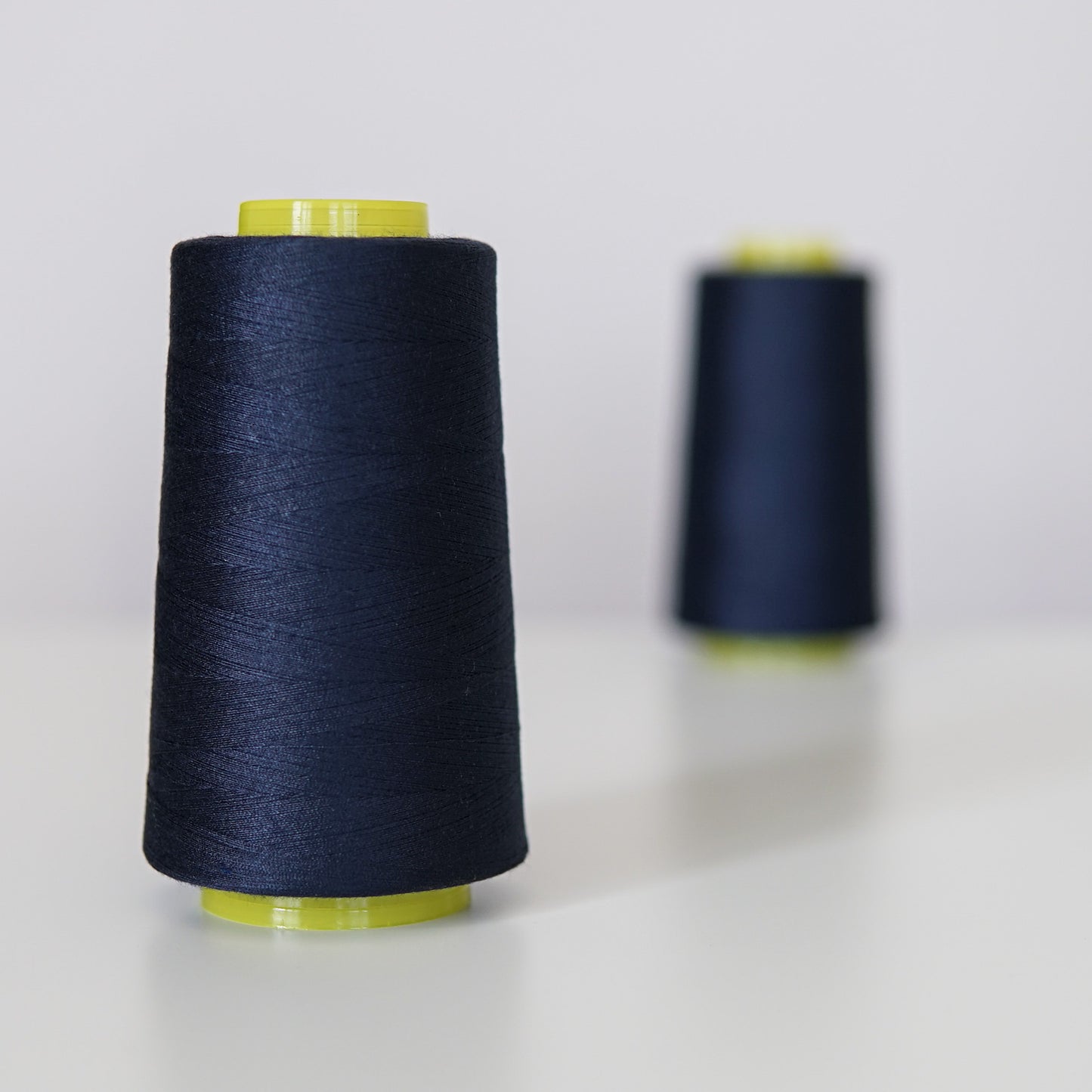 Overlocktråd - 2700m